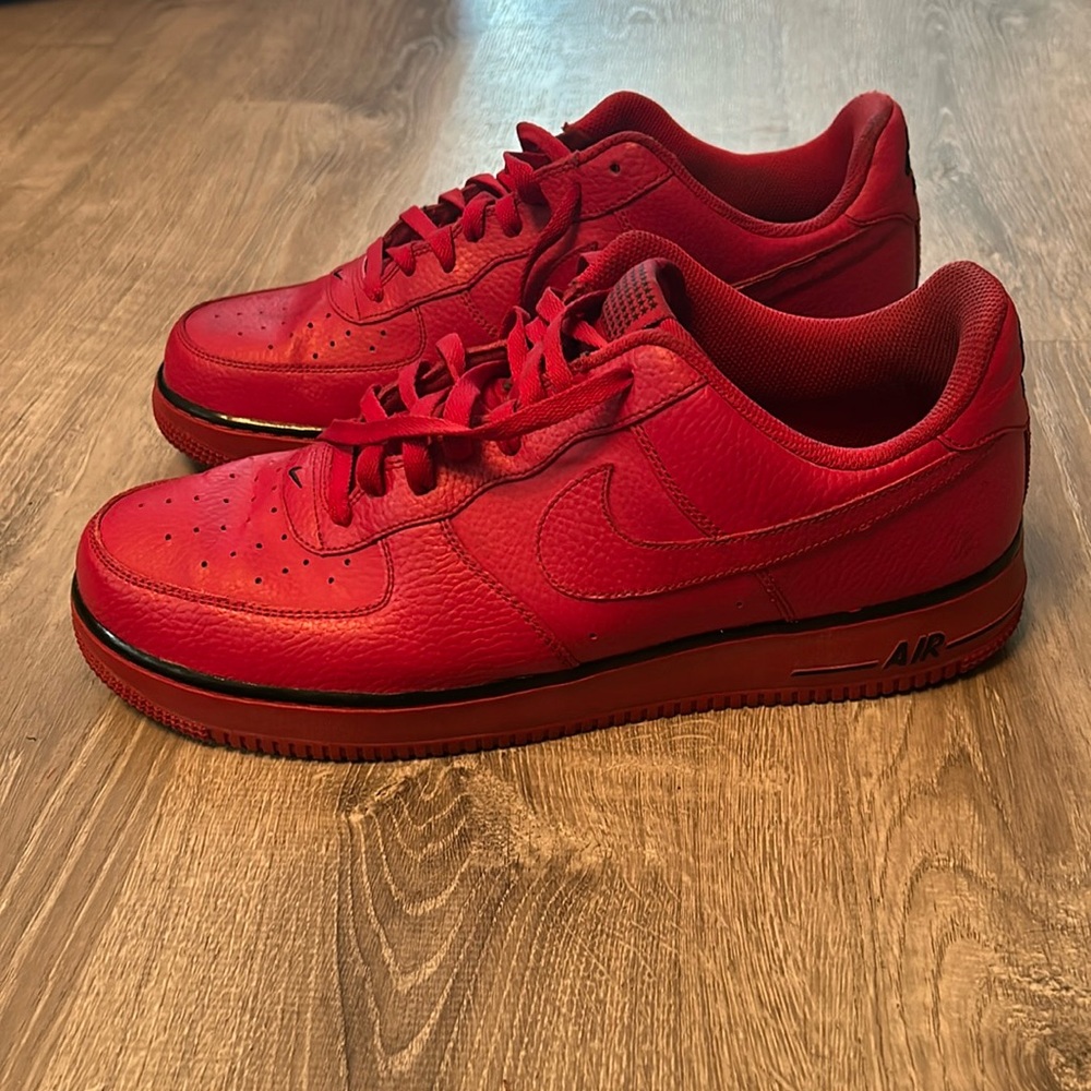 Nike Air Force One red sneakers
